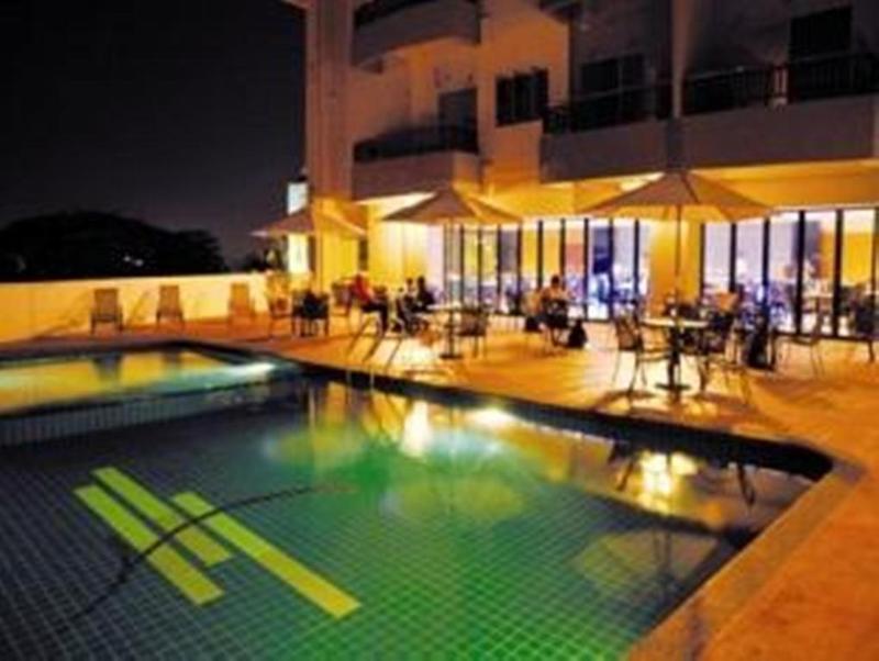 Tower Regency Hotel & Apartments Ipoh Exterior foto